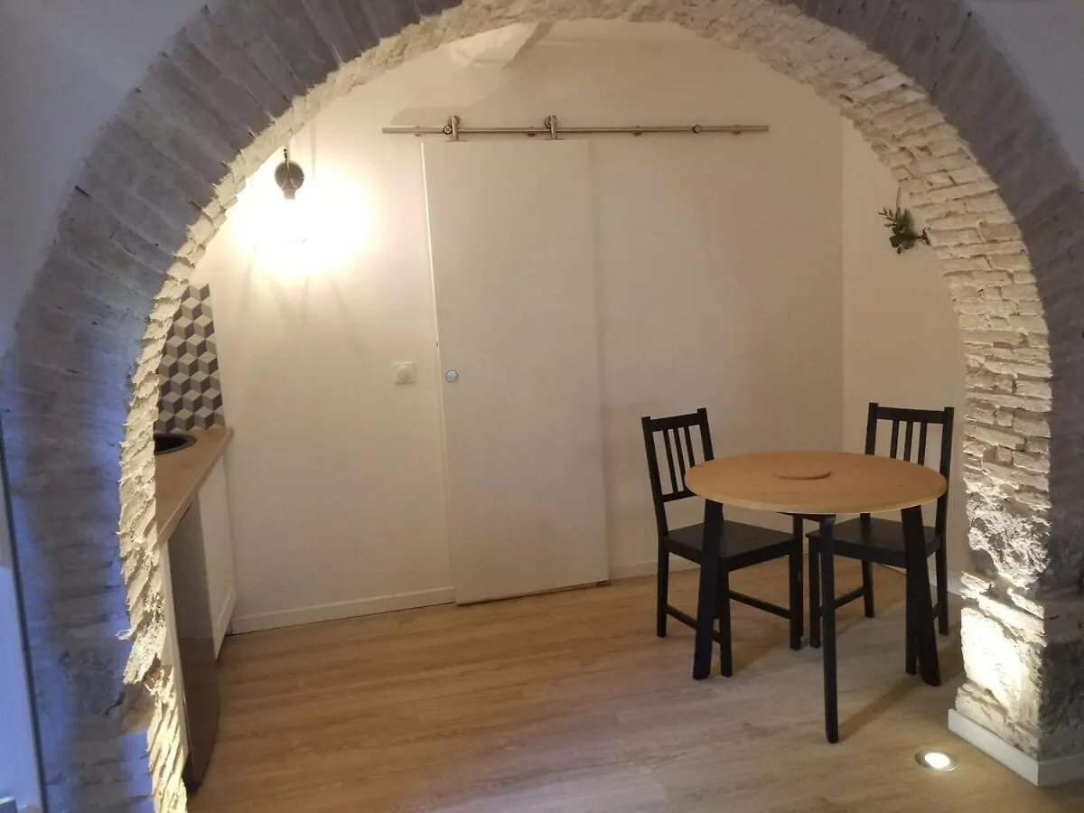 Appartement Studio De Charme Dans Un Ancien Moulin A Huile D'Olive Cagnes-sur-Mer